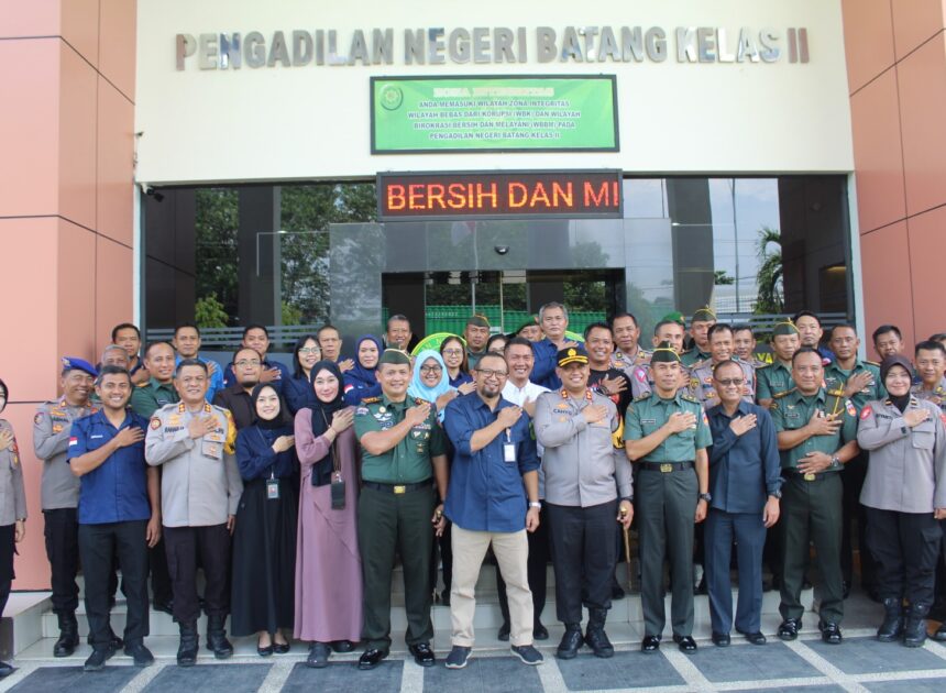 Jaga Sinergitas, TNI/Polri Gelar Halal Bi Halal
